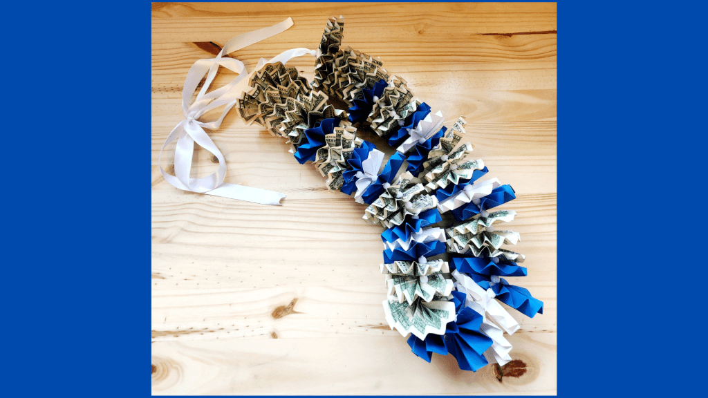 Graduation Money Lei