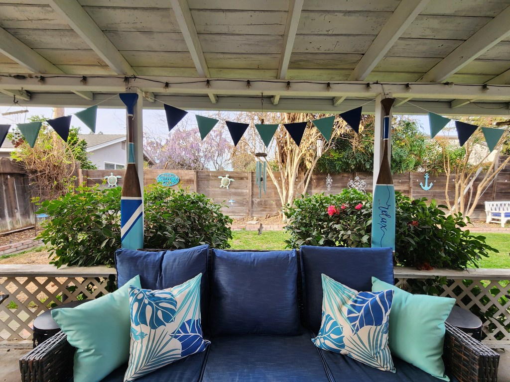 Outdoor Wood Flag&nbsp;Banner